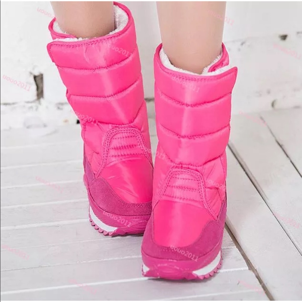 Neon pink winter moon 🌙 boots winter snow bunny